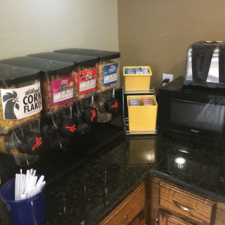 亚祖城戴斯酒店 Yazoo City 外观 照片
